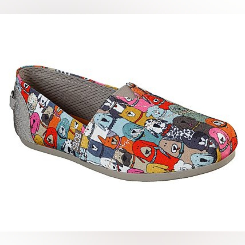 *NWOT Skechers BOBS Wag Party